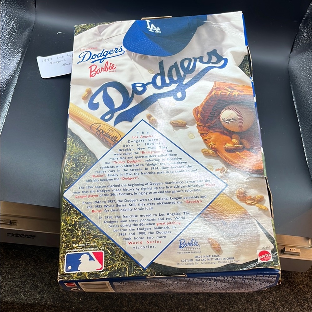 Barbie Dodgers Doll Blue and White Collectible - Picture 6 of 7